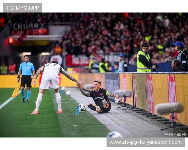 尤文图斯通过外线牵扯拉开空间,进攻选择更多