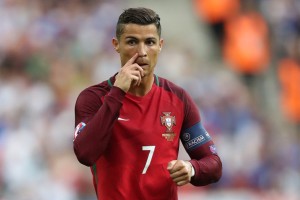 开云体育官方网站登陆-NBA最震撼逆转战，绝对不能错过！，nba历史大逆转